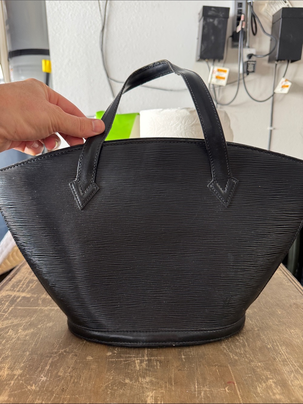 Classic Black Louis Vuitton Leather Women's Handbag